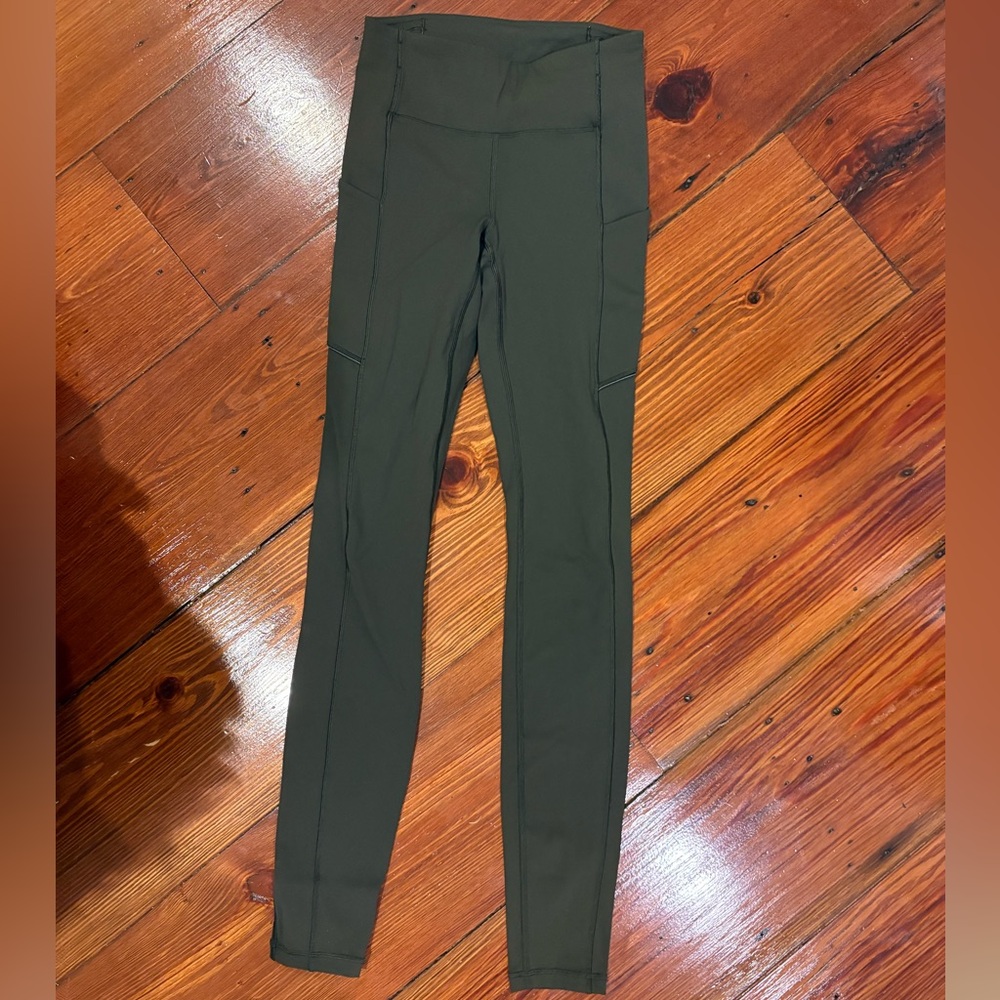 Lululemonn army green leggings